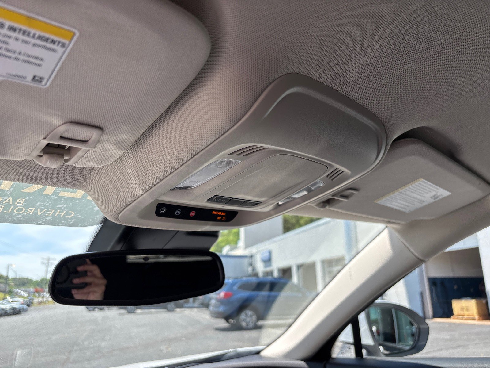 Certified 2022 Buick Envision Preferred FWD image 29