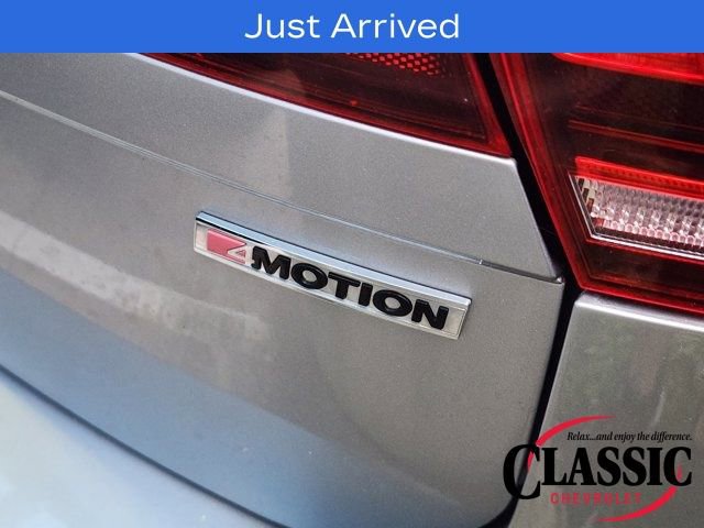 Used 2020 Volkswagen Tiguan SE image 17