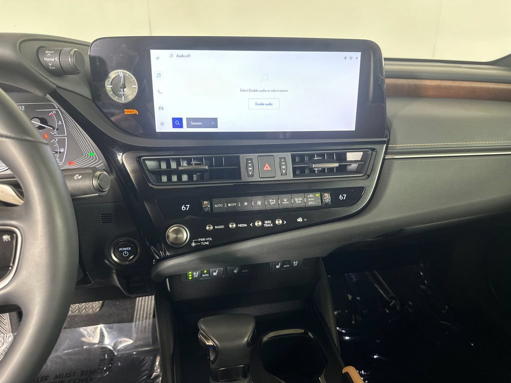 Used 2024 Lexus ES 300h w/ Premium Package FWD image 28