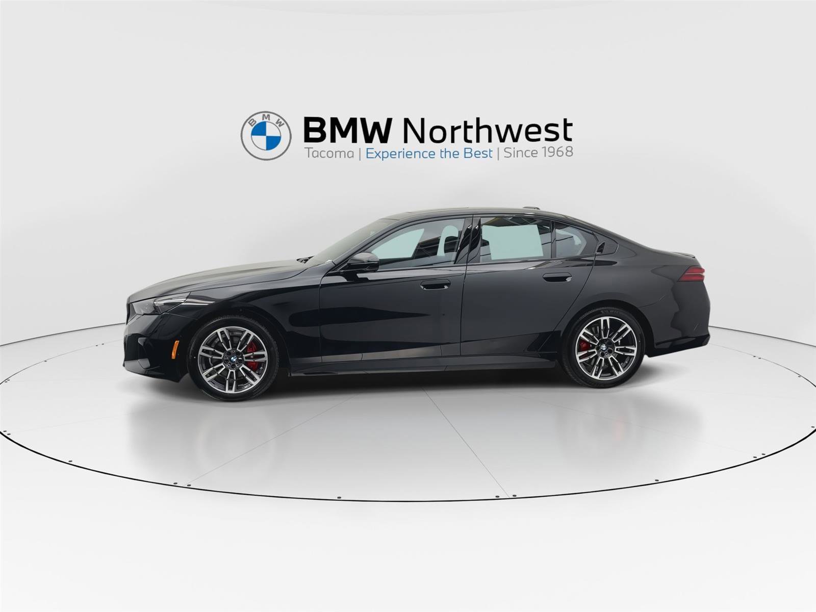 New 2026 BMW 530i xDrive w/ M Sport Package image 10