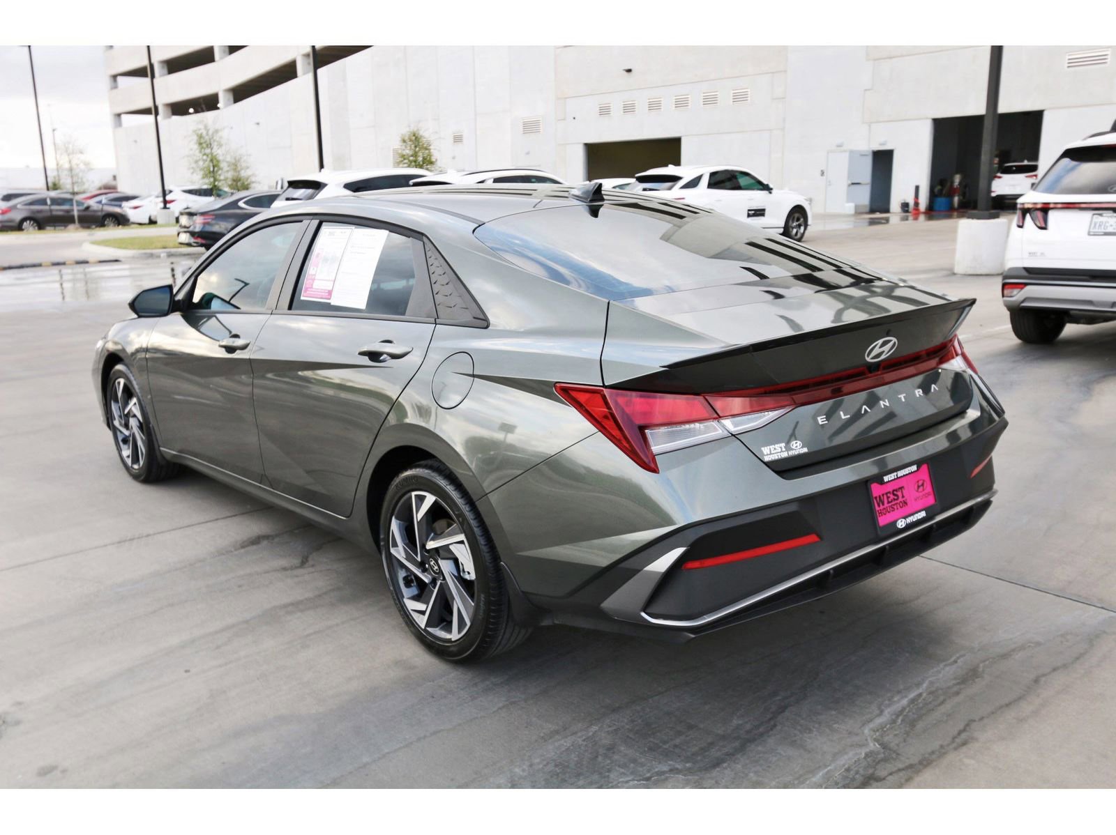 Certified 2025 Hyundai Elantra Sport FWD image 6