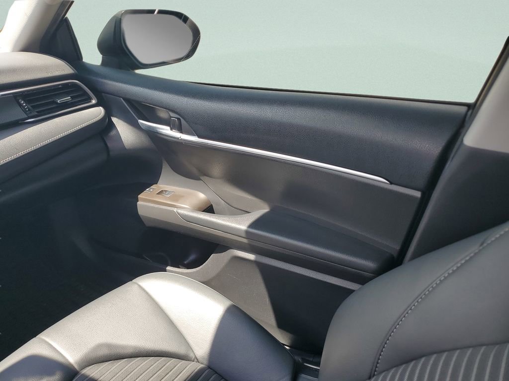Certified 2023 Toyota Camry SE w/ Convenience Package FWD image 16