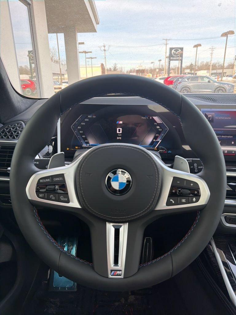 New 2026 BMW X7 M60i w/ Climate Comfort Package image 45
