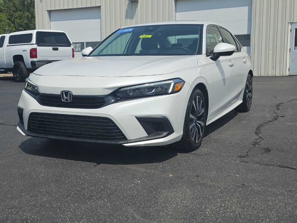 Certified 2024 Honda Civic EX image 3