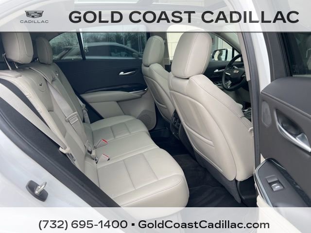Used 2022 Cadillac XT4 Premium Luxury w/ Enhanced Visibility Package image 8
