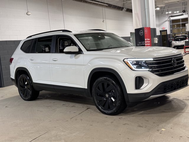 New 2026 Volkswagen Atlas SE image 5