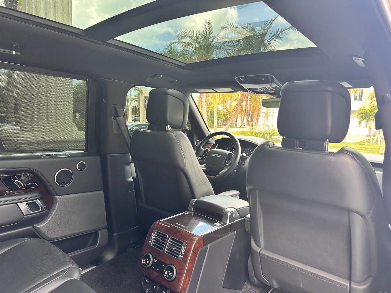 Used 2019 Land Rover Range Rover Long Wheelbase Supercharged image 70