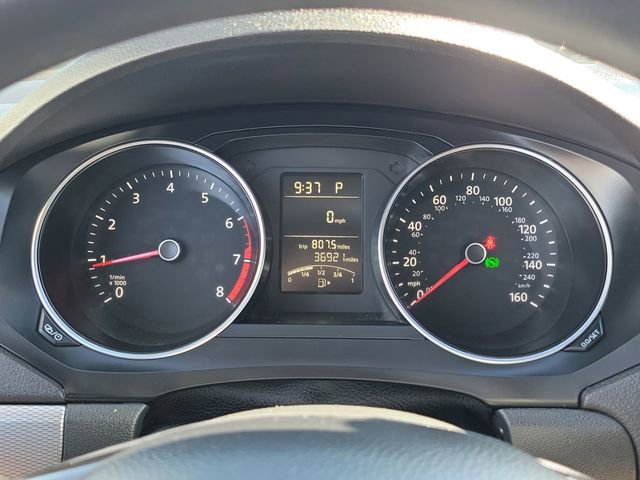 Used 2018 Volkswagen Jetta Wolfsburg Edition image 9