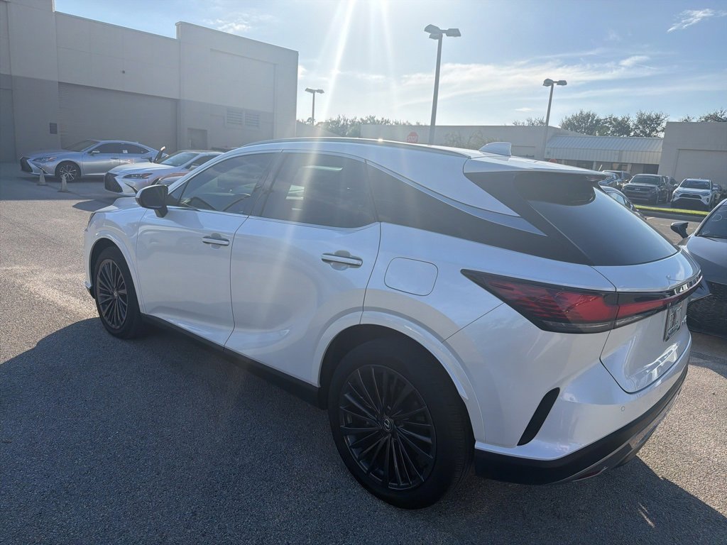 Used 2025 Lexus RX 350h image 6