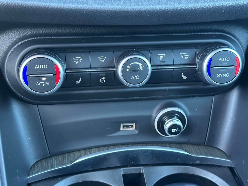 Used 2019 Alfa Romeo Stelvio Ti image 27