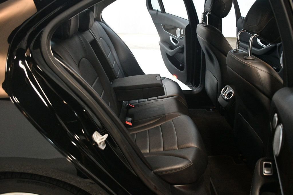Used 2015 Mercedes-Benz C 300 Sedan image 36