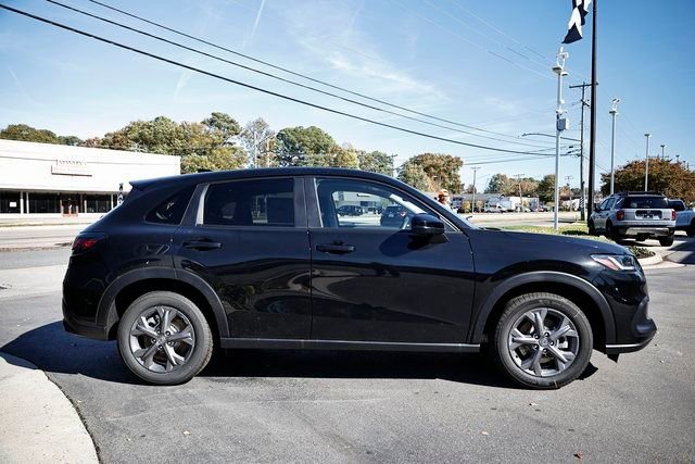New 2026 Honda HR-V LX image 14