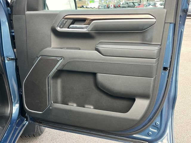 Used 2024 Chevrolet Silverado 1500 LT image 25