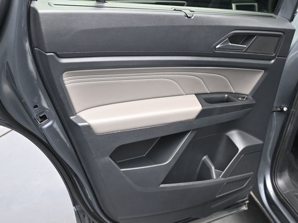 Used 2021 Volkswagen Atlas SE w/ Panoramic Sunroof Package image 13