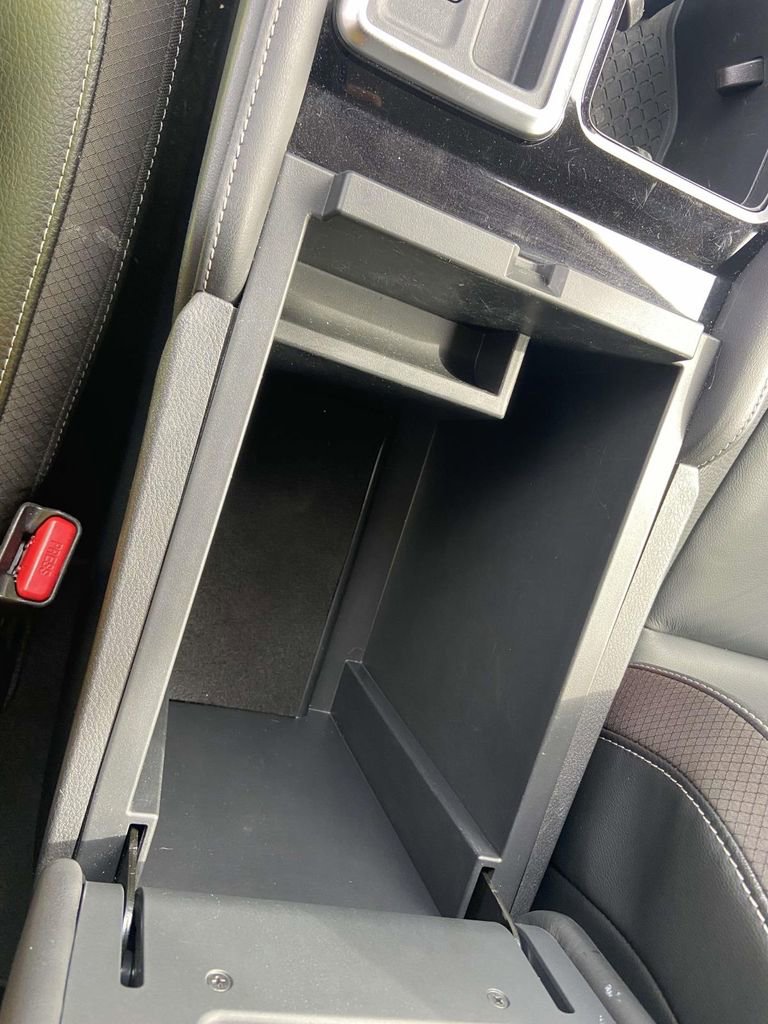 Used 2023 Nissan Pathfinder SL w/ Lighting Package (N92) image 28