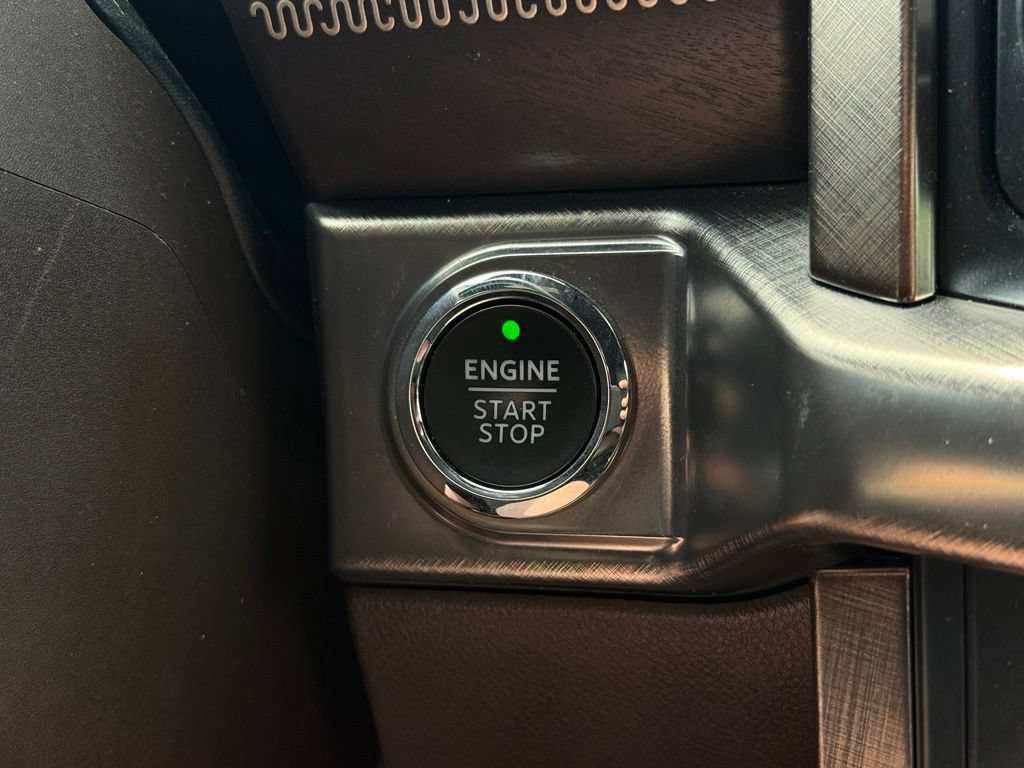 Used 2022 Ford F150 King Ranch w/ Equipment Group 601A High AWD/4WD image 38