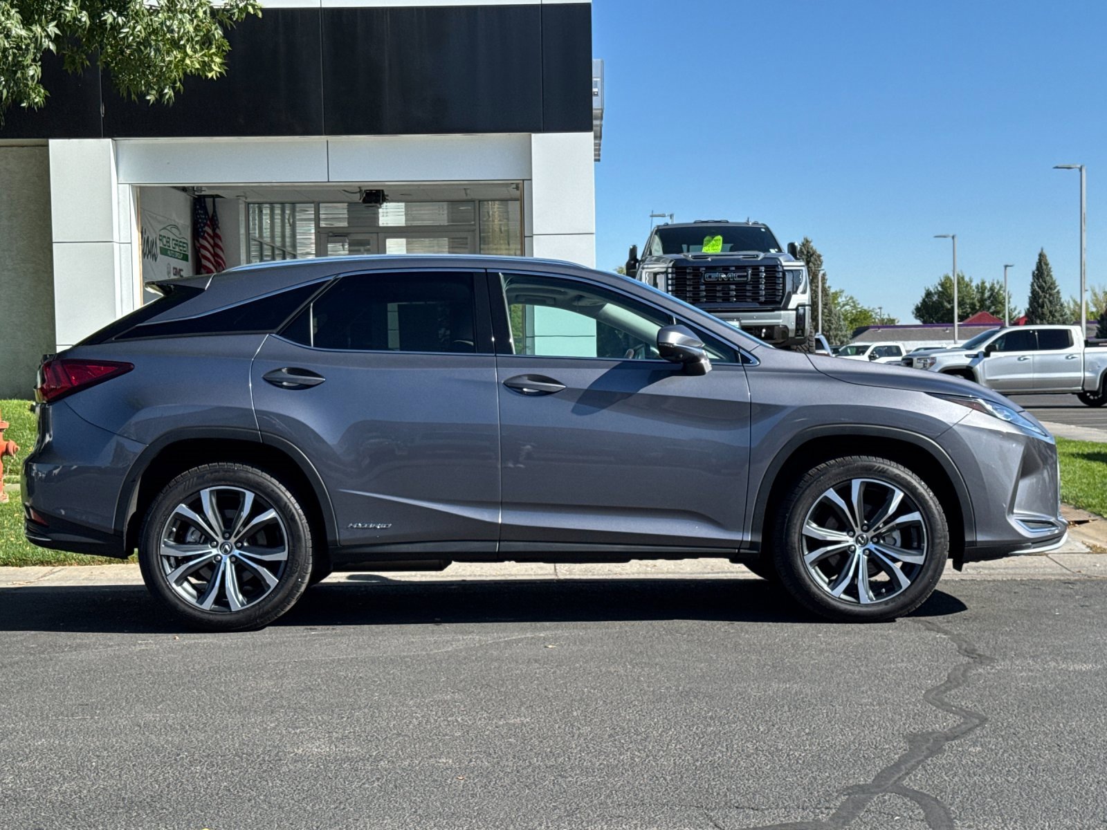 Used 2022 Lexus RX 450h AWD w/ Premium Package image 2