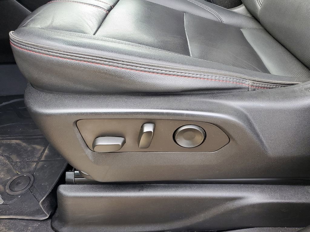 Used 2022 Chevrolet Tahoe RST w/ Luxury Package image 7