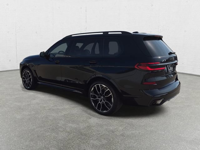 Used 2024 BMW X7 xDrive40i w/ Executive Package image 7
