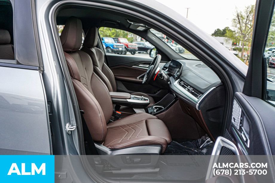 Used 2025 BMW X2 M35i image 24