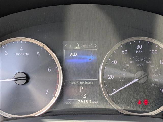 Used 2019 Lexus IS 300 RWD image 11