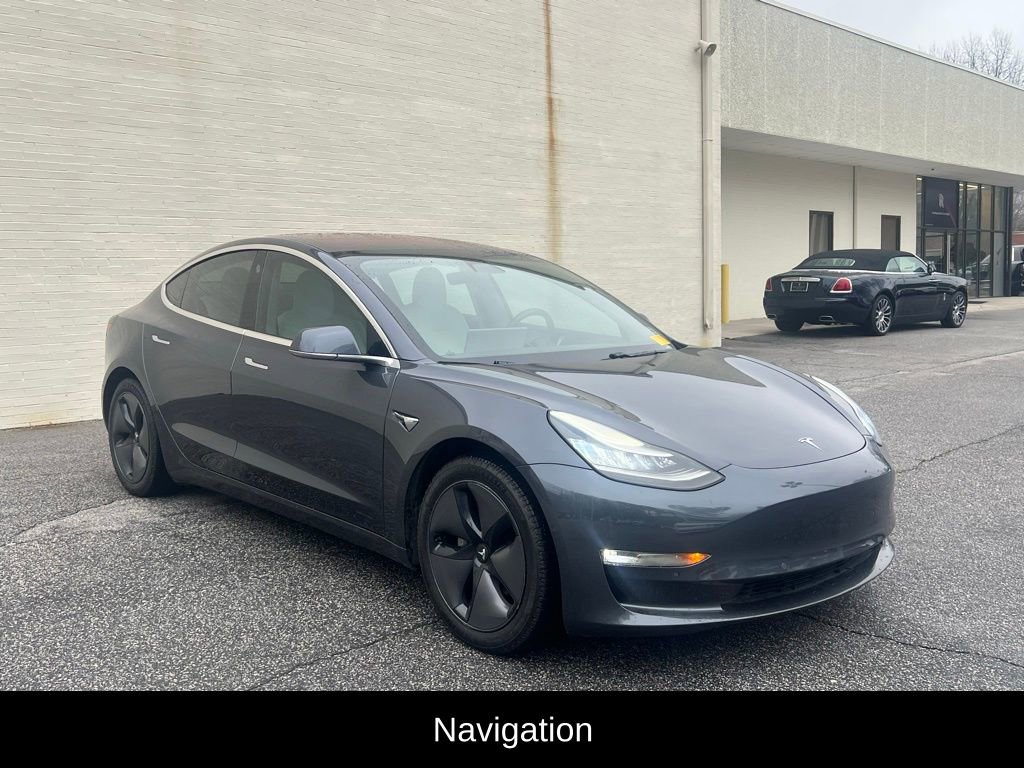 Used 2018 Tesla Model 3 Long Range image 3