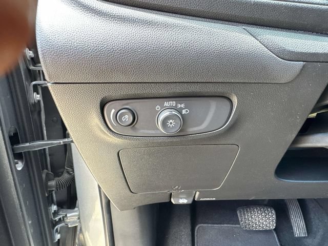 Used 2024 Buick Encore GX Preferred w/ Comfort Package FWD image 27