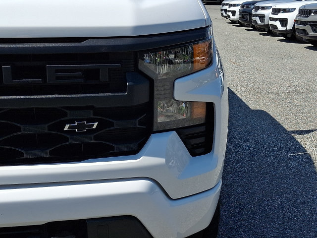 Used 2023 Chevrolet Silverado 1500 Custom w/ LPO, Dark Essentials Package AWD/4WD image 9