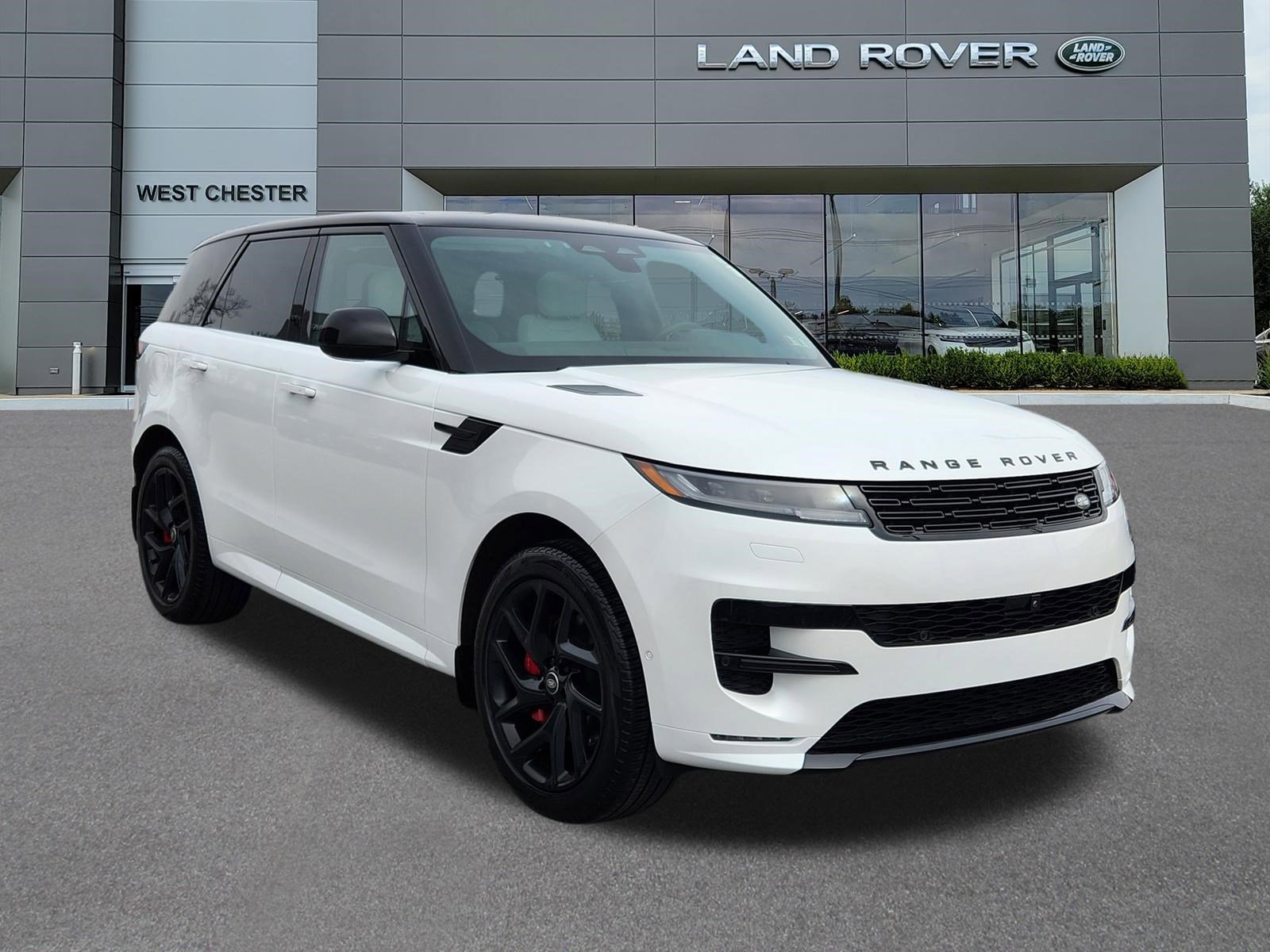 Certified 2025 Land Rover Range Rover Sport Dynamic SE image 2