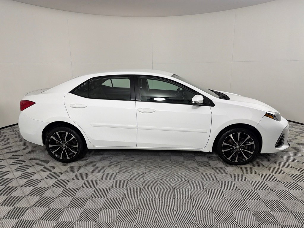Used 2019 Toyota Corolla SE image 4
