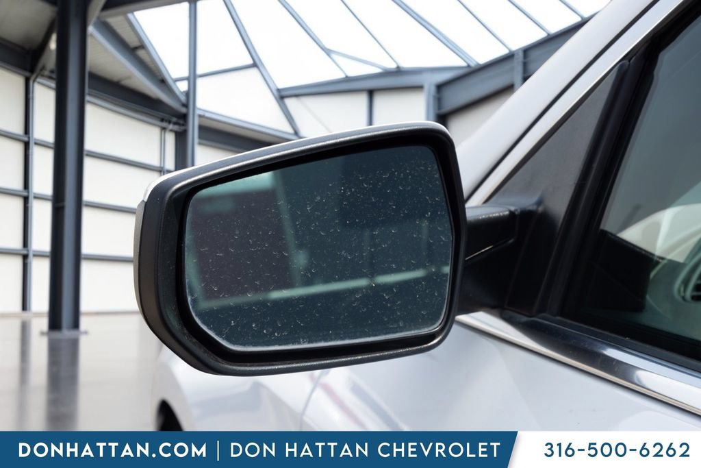 Used 2024 Chevrolet Malibu LT FWD image 28
