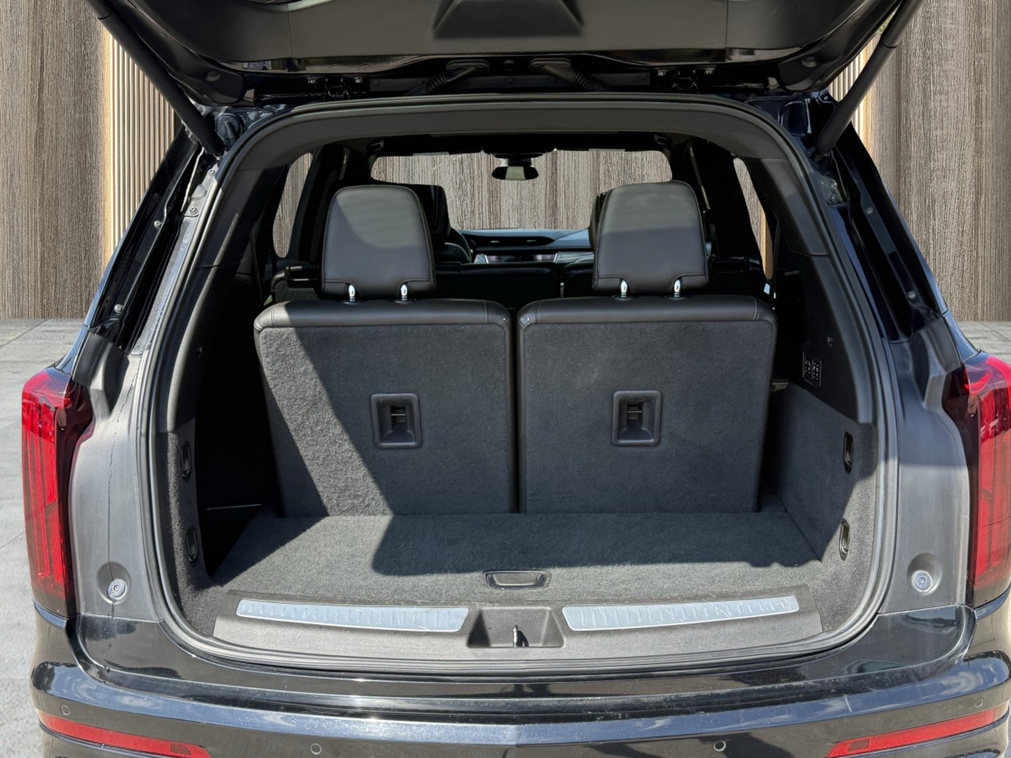 Used 2020 Cadillac XT6 Premium Luxury image 19