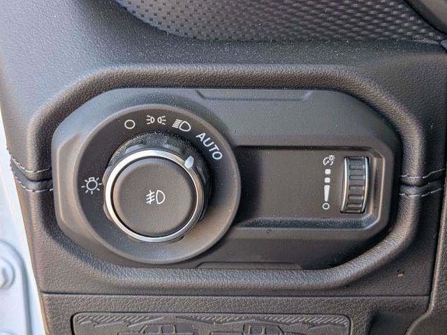 Certified 2024 Jeep Wrangler Unlimited Rubicon AWD/4WD image 23