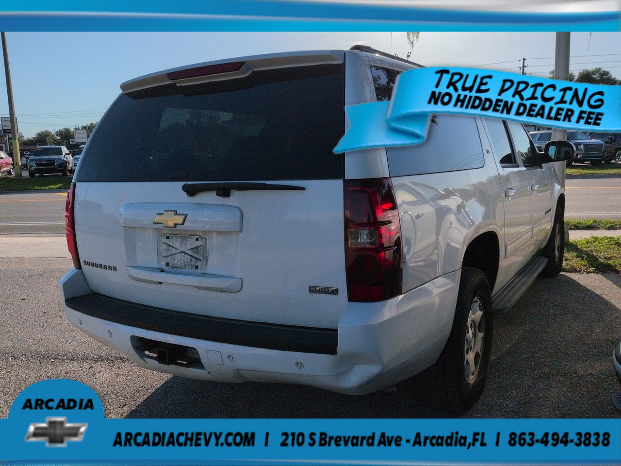 Used 2011 Chevrolet Suburban LT w/ Luxury Package AWD/4WD image 3