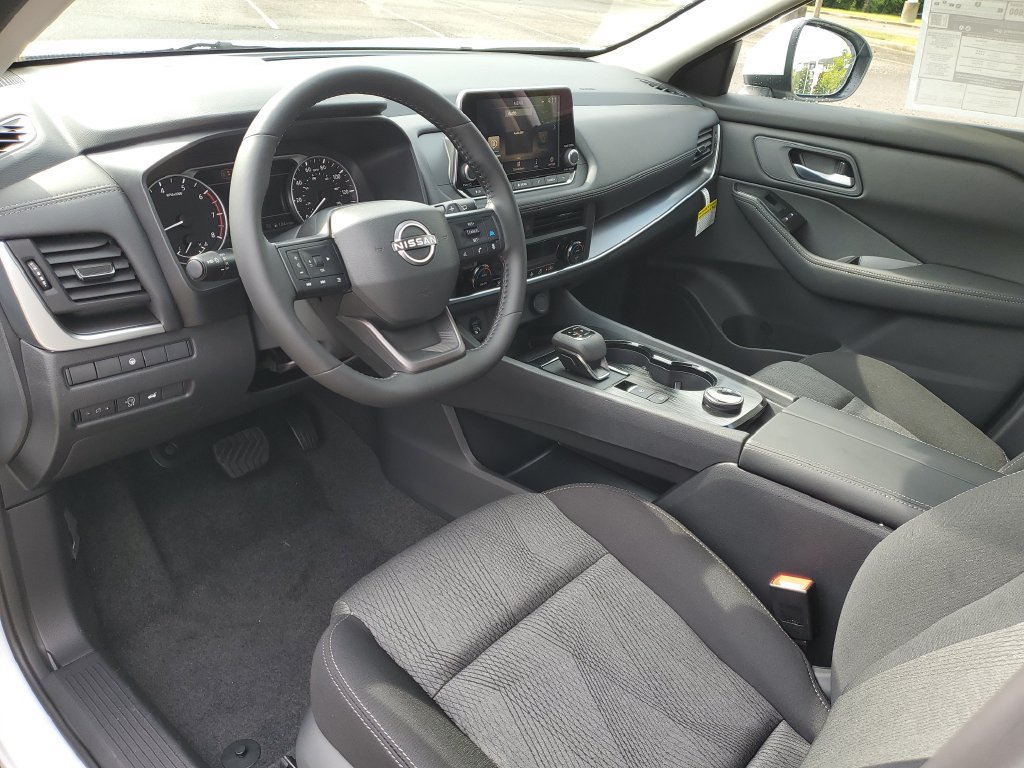 New 2026 Nissan Rogue SV AWD/4WD image 21