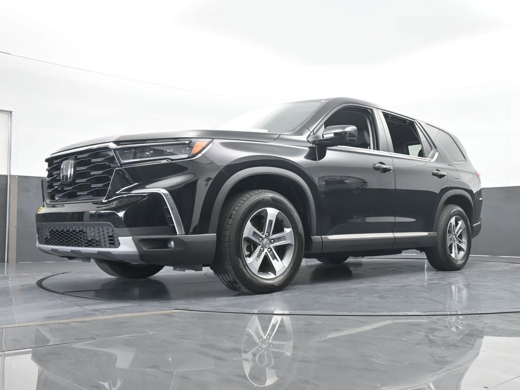 Used 2025 Honda Pilot EX-L image 57