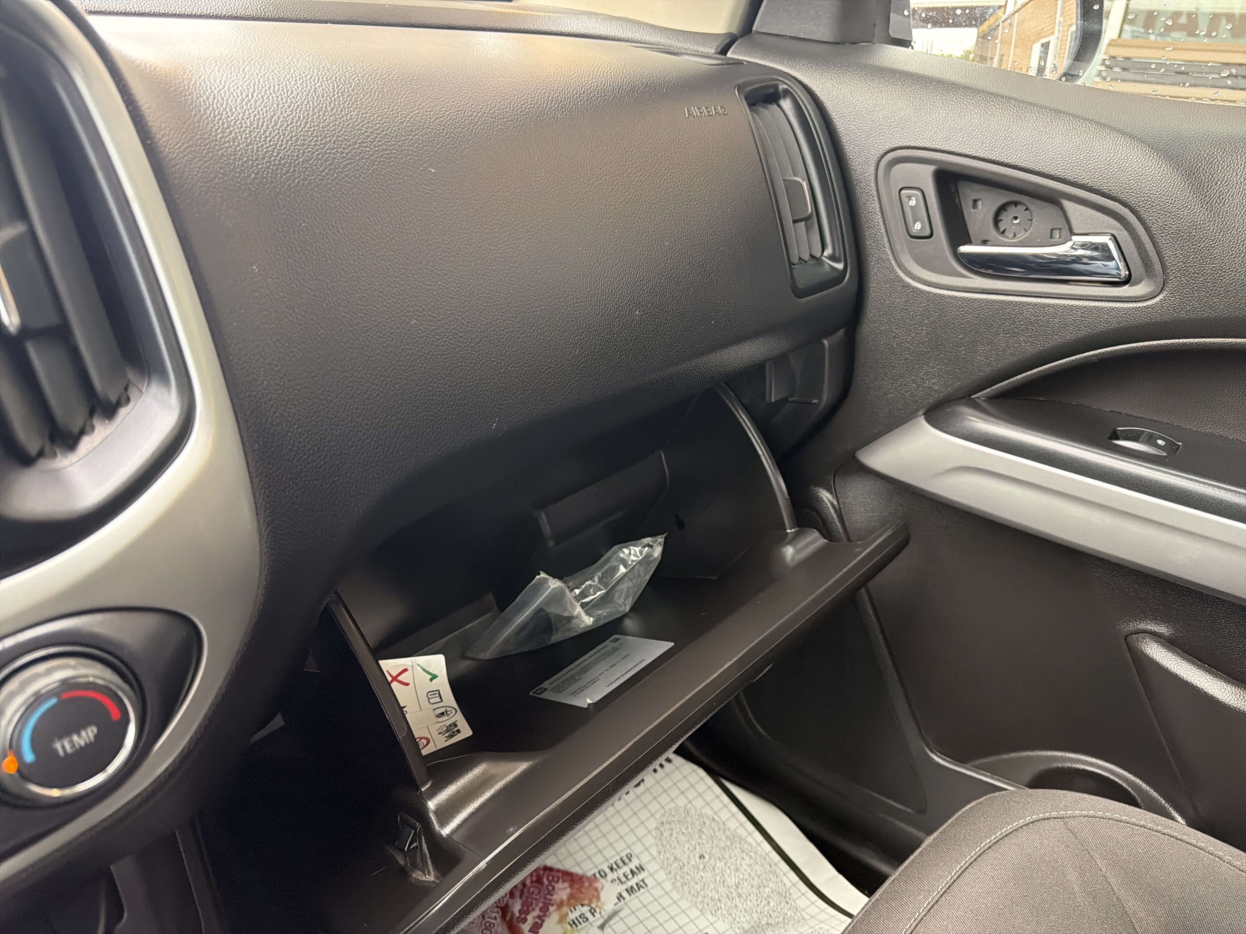 Used 2022 Chevrolet Colorado LT RWD image 19