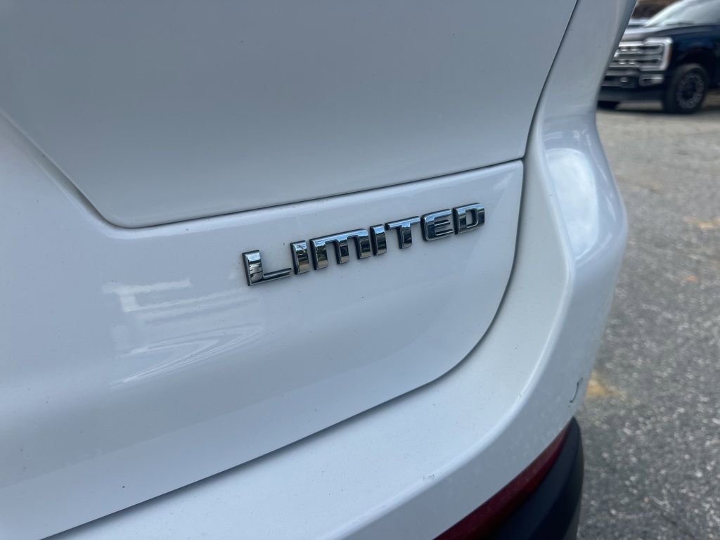 Used 2021 Jeep Grand Cherokee L Limited w/ Luxury Tech Group II image 33