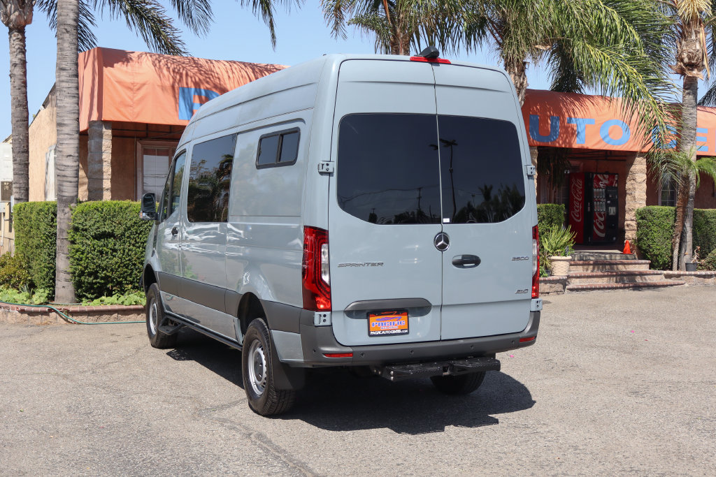 Used 2023 Mercedes-Benz Sprinter 2500 image 6