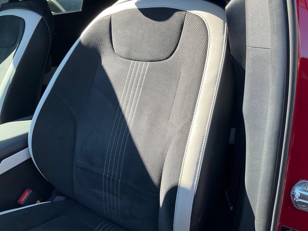 Used 2022 Kia EV6 GT-Line w/ GT-Line Suede Seat Package RWD image 17