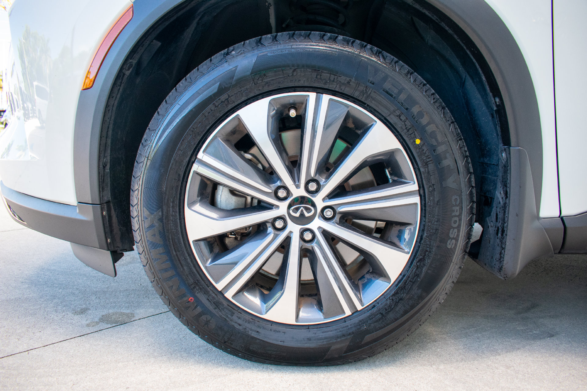 Certified 2024 INFINITI QX60 Pure FWD image 15