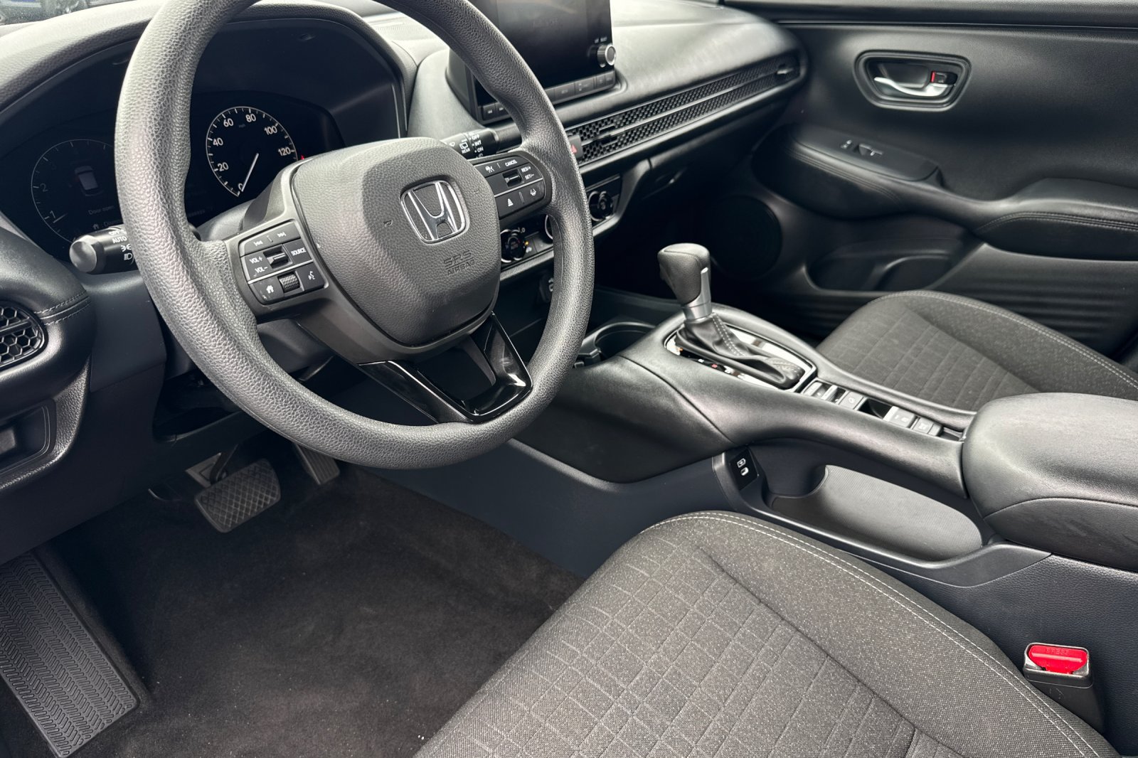 Certified 2025 Honda HR-V LX image 10