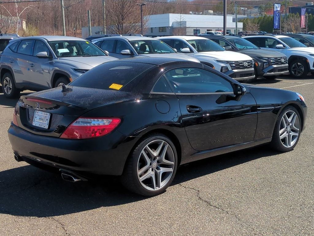 Used 2013 Mercedes-Benz SLK 250 image 3