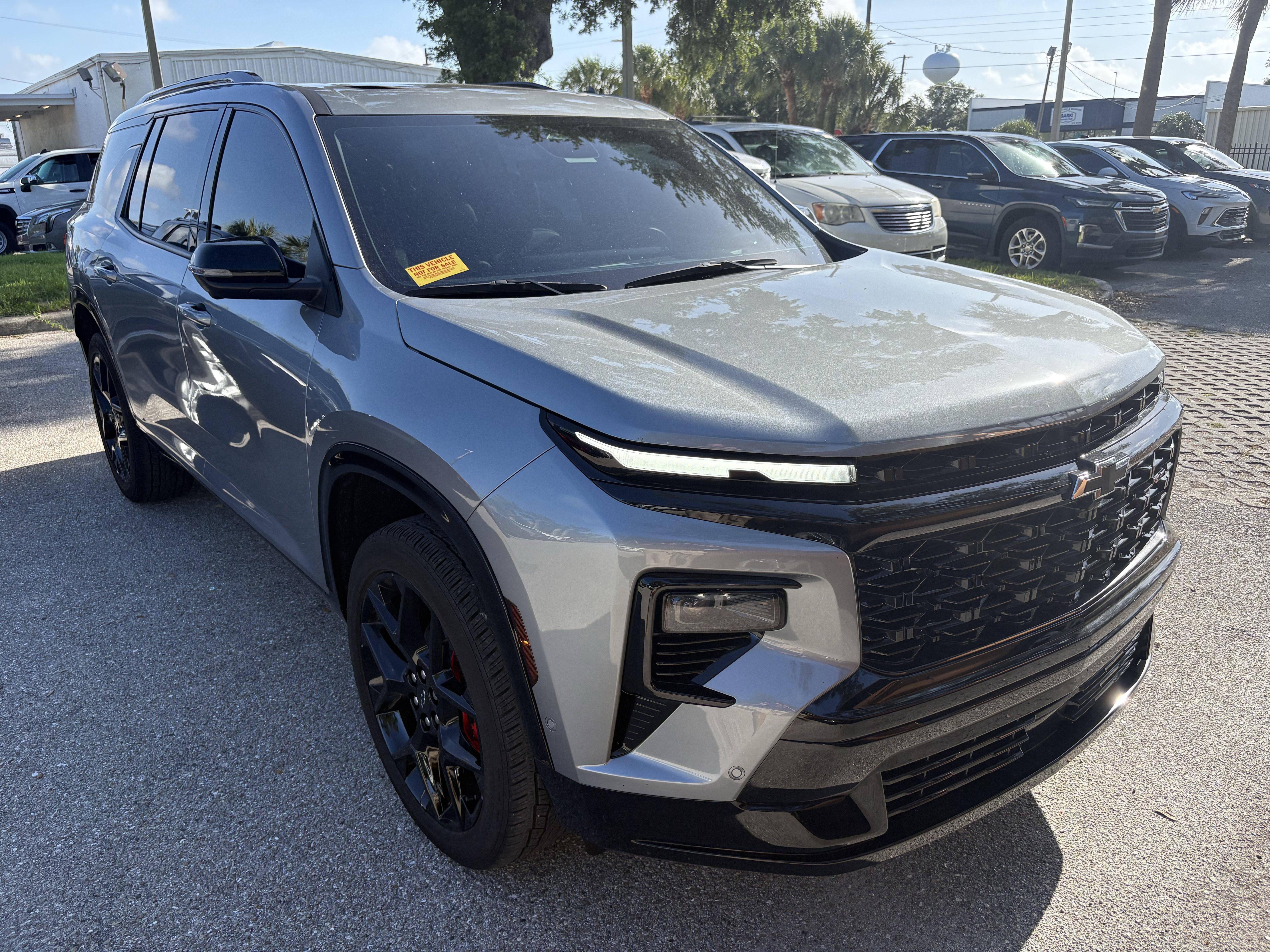Used 2024 Chevrolet Traverse RS w/ LPO, Floor Liner Package FWD video 1