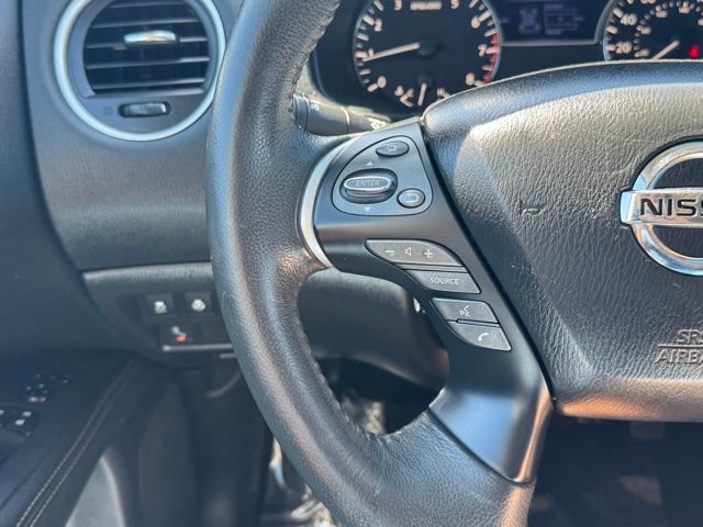 Used 2016 Nissan Pathfinder Platinum AWD/4WD image 11