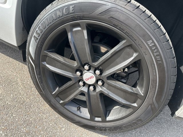 Used 2017 GMC Acadia Denali w/ Technology Package image 25