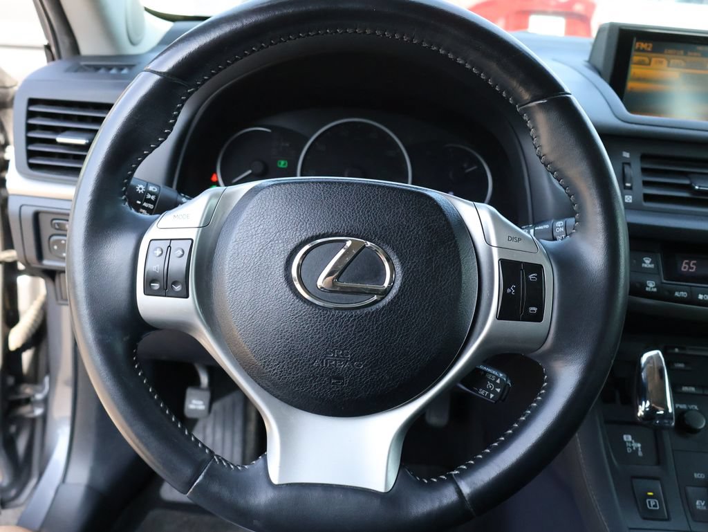 Used 2012 Lexus CT 200h Premium w/ Leather Pkg FWD image 29