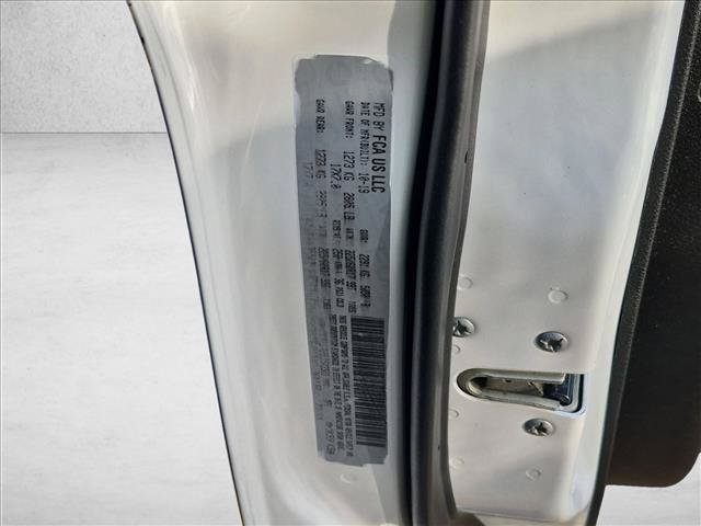 Used 2020 Jeep Cherokee Latitude FWD image 25