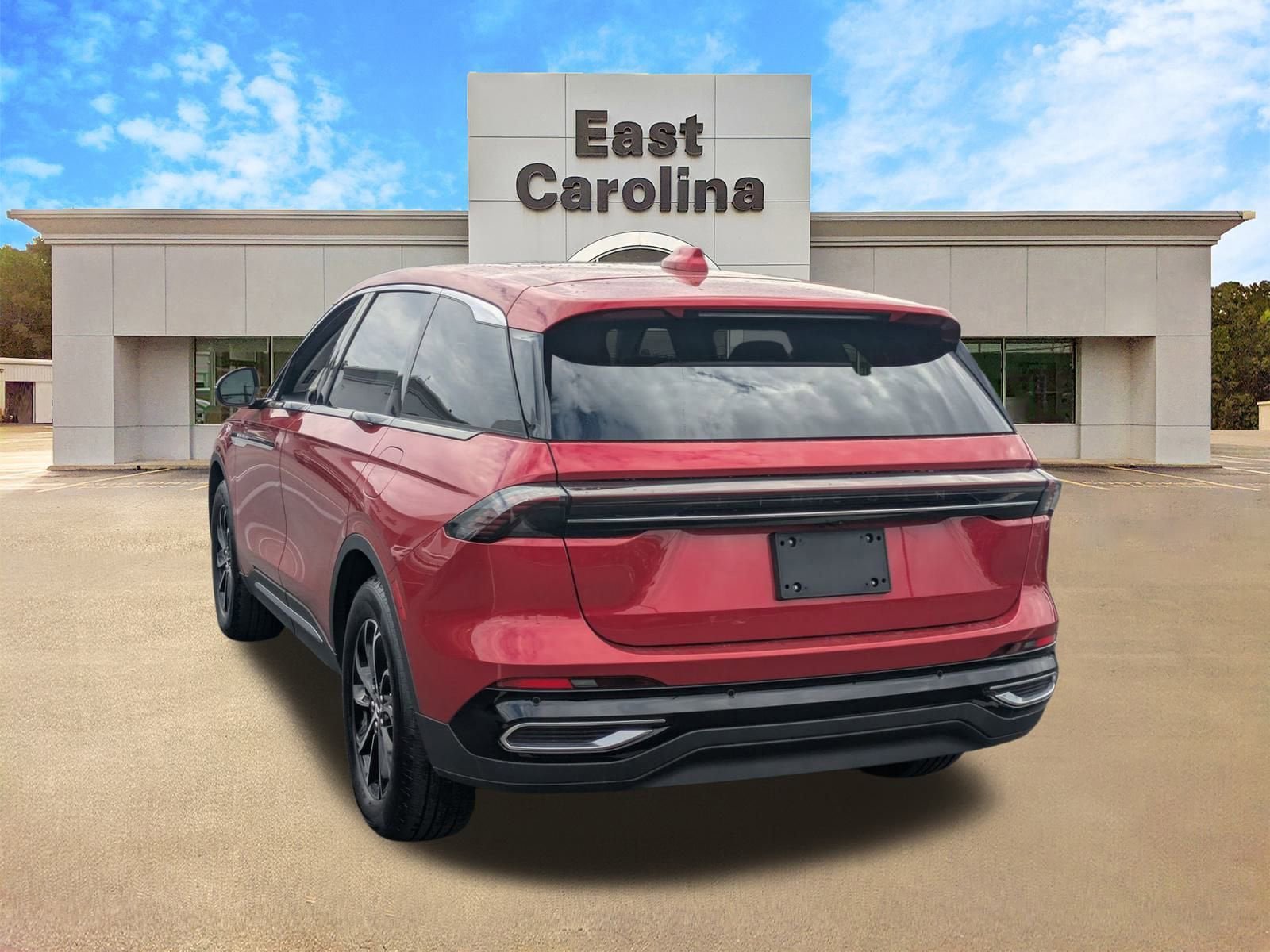 Used 2025 Lincoln Nautilus Premier w/ Equipment Group 102A image 5