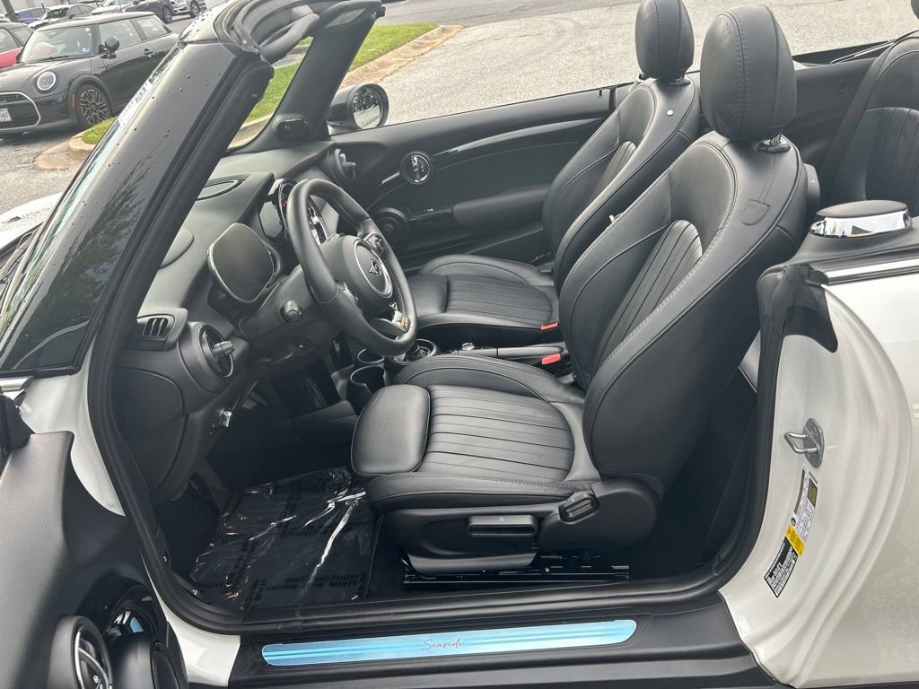 Used 2024 MINI Cooper S w/ Seaside Edition FWD image 12